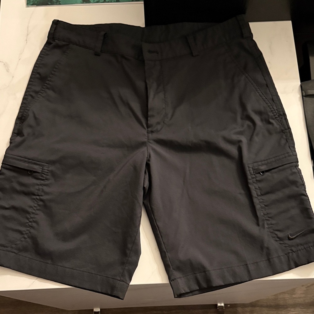 Nike Men's Black Cargo Shorts